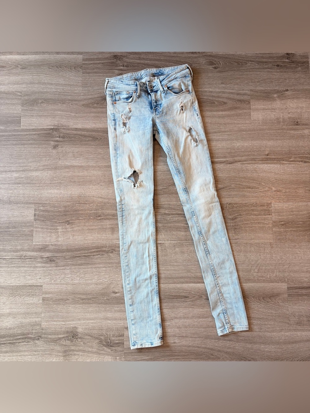 H&M low waist distressed skinny denim jeans